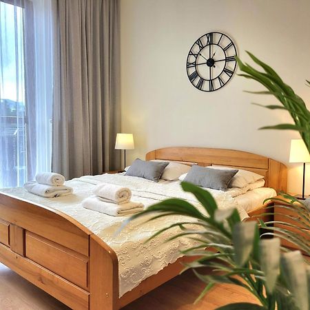 Apartamenty Velvet Косцелиско Экстерьер фото