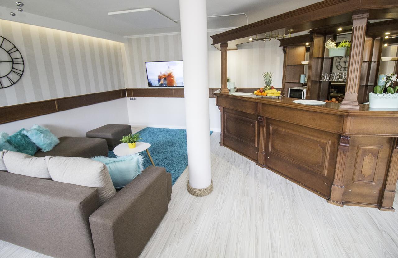 Apartamenty Velvet Косцелиско Экстерьер фото